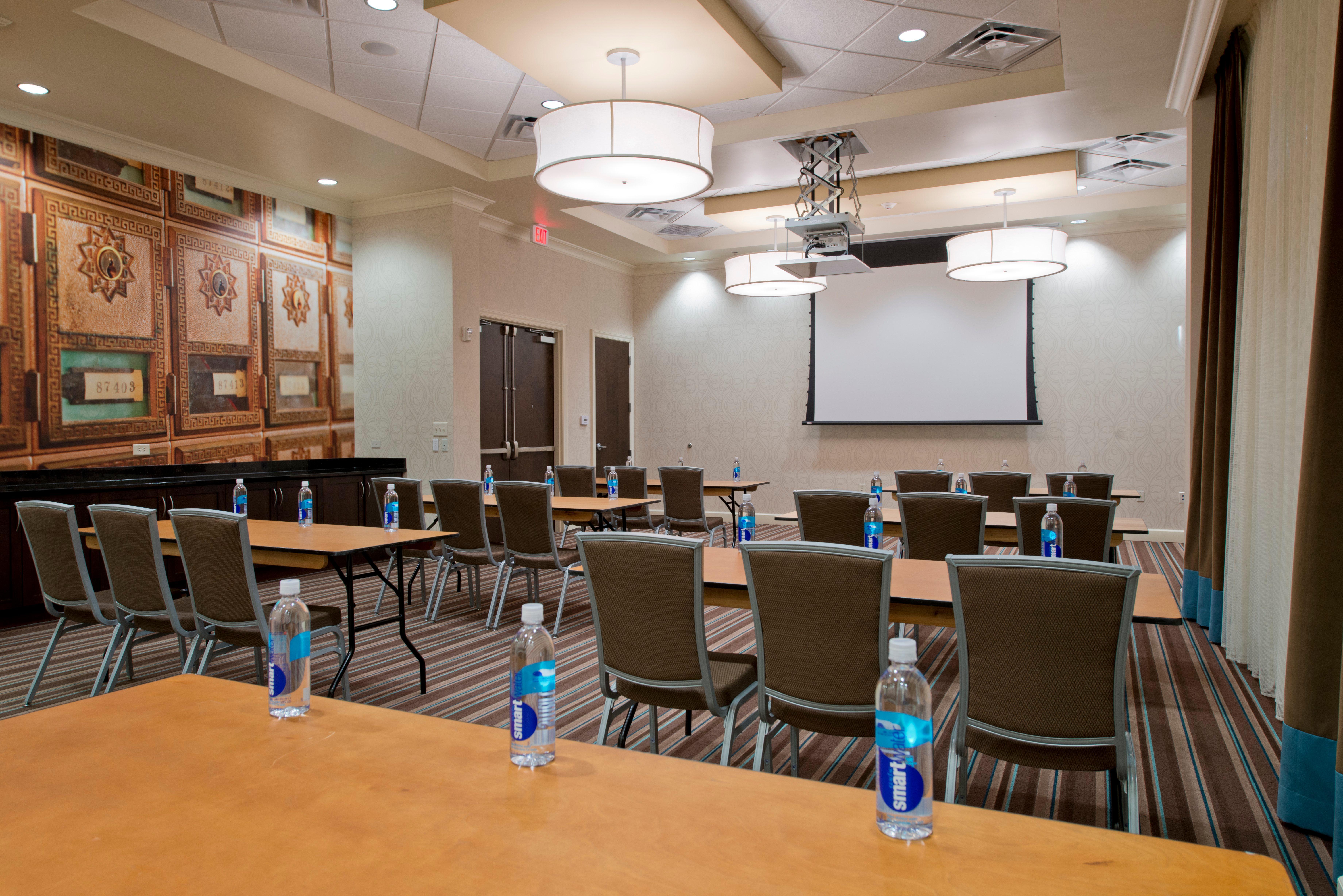 Hotel Indigo Atlanta Airport College Park By Ihg Exterior photo