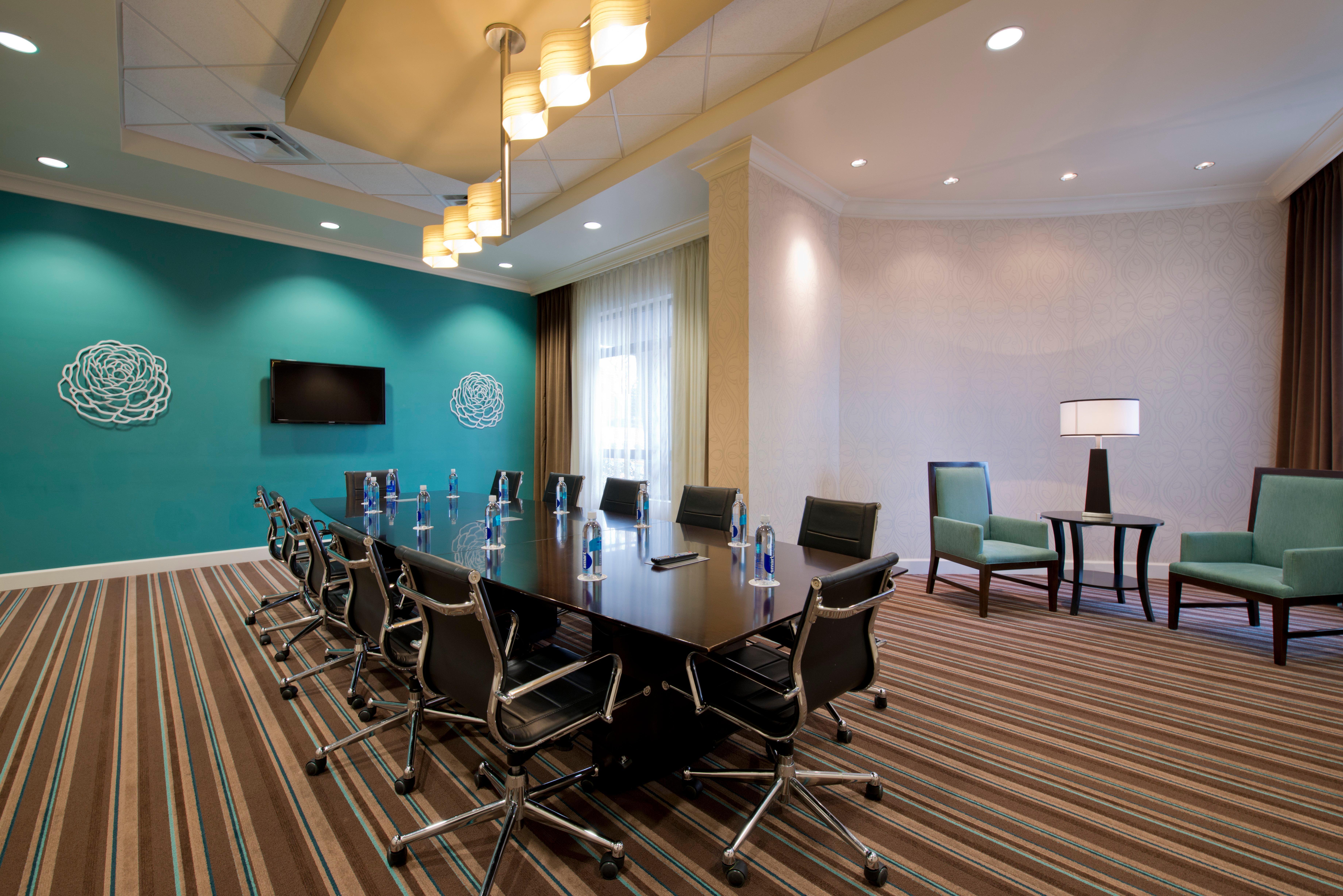 Hotel Indigo Atlanta Airport College Park By Ihg Exterior photo